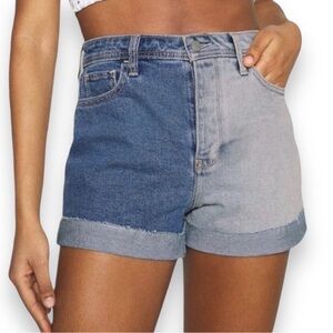 Hollister Two Toned Mom Shorts
